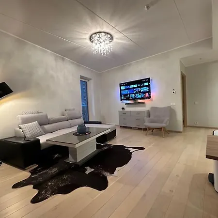 Cozy App - 400m From Historic Old Town Centre تالين
